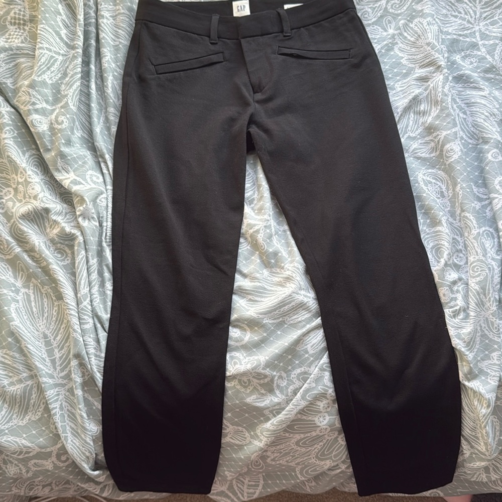 GAP Women's Black Skinny Jeans